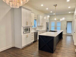 1502 Blair St in Houston, TX - Foto de edificio - Building Photo