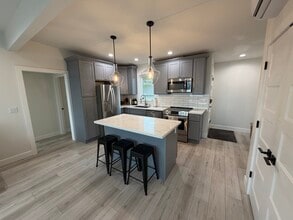 3020 N 33rd St, Unit 3020 B in Tacoma, WA - Foto de edificio - Building Photo