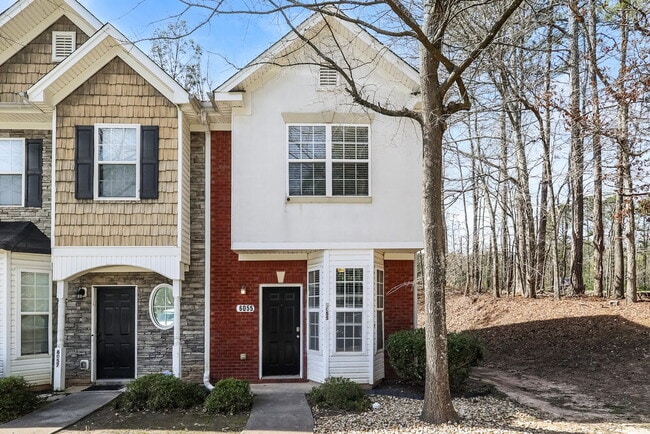 property at 6055 Camden Forrest Dr