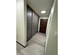 907 Coulee Rd in Hudson, WI - Building Photo - Building Photo