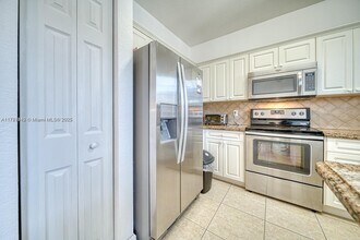 2733 NE 3rd Ct in Homestead, FL - Building Photo - Building Photo
