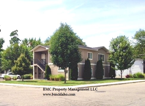 property at 919 N 31st St
