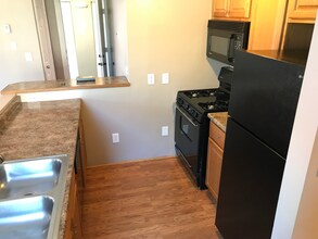 1140 Buffalo St-Unit -3 in Franklin, PA - Building Photo - Building Photo