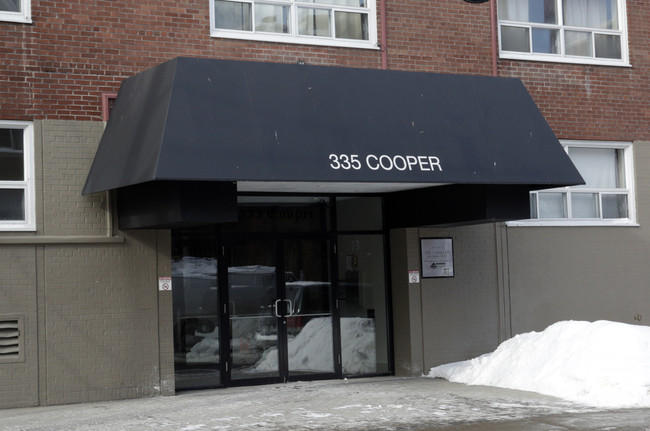 335 Cooper St. – The Carillon in Ottawa, ON - Building Photo - Building Photo