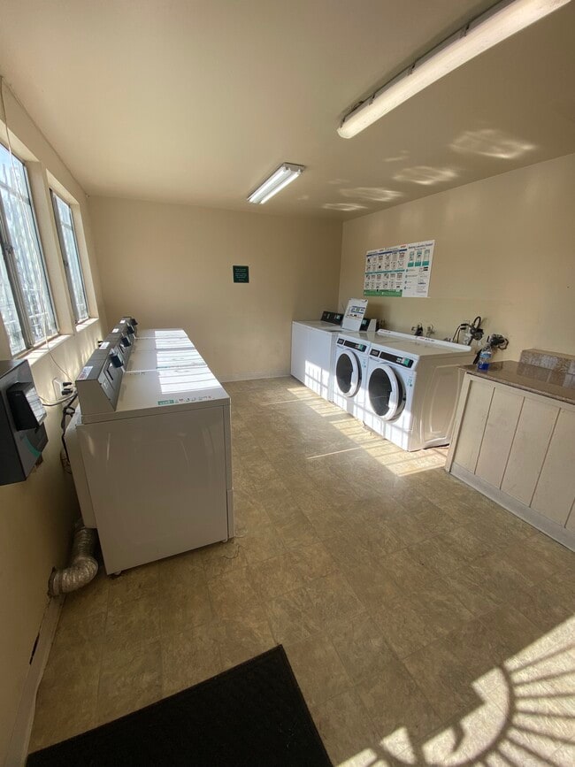 1333 N Camino Alto, Unit F in Vallejo, CA - Building Photo - Building Photo