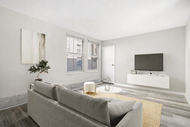 3545 Harvey Ave, Unit 2100 in Cincinnati, OH - Building Photo - Building Photo