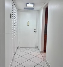 2751 Taft St in Hollywood, FL - Building Photo - Building Photo