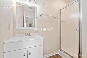 311 Swift Ave in Durham, NC - Foto de edificio - Building Photo