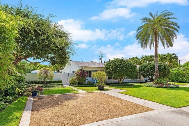 340 NE 7th Ave in Delray Beach, FL - Building Photo - Building Photo