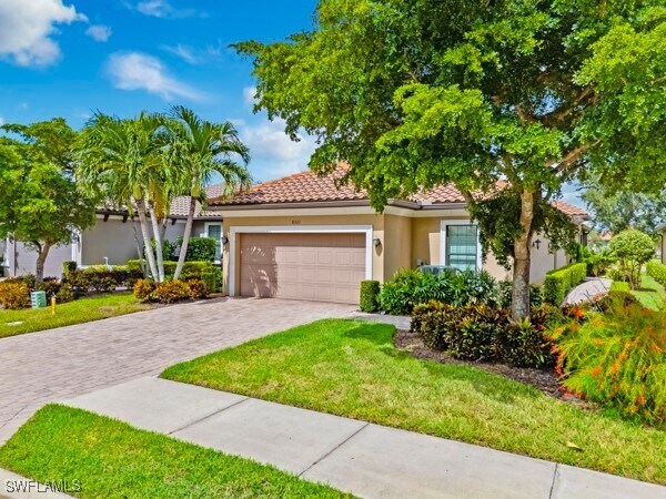 8321 Lucello Terrace N in Naples, FL - Building Photo - Building Photo