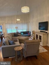 2537 Oakhampton Pl in Herndon, VA - Building Photo - Building Photo