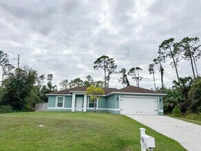 4533 Badali Rd in North Port, FL - Building Photo - Building Photo