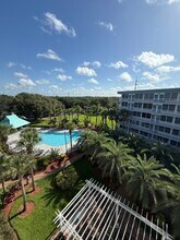 West Bay Village in Kissimmee, FL - Building Photo - Building Photo