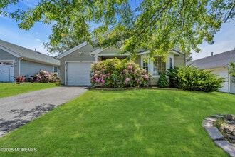 143 Pine Oak Blvd in Barnegat Township, NJ - Building Photo - Building Photo