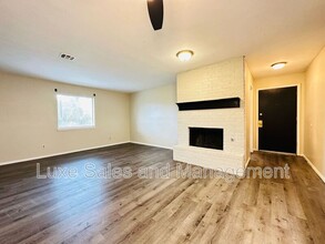 522 Peppertree Ln in Midwest City, OK - Building Photo - Building Photo
