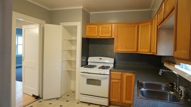 649 Sibley St NW in Grand Rapids, MI - Building Photo - Building Photo