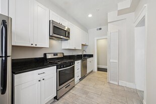 2431 Linden Ave, Unit #2 in Baltimore, MD - Building Photo