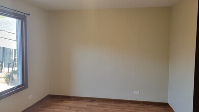 104 Quail Dr in Countryside, IL - Building Photo - Building Photo