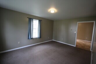 217 W Church St, Unit 1 in Lock Haven, PA - Building Photo - Building Photo