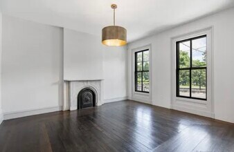 30 Trumbull St in New Haven, CT - Building Photo - Building Photo
