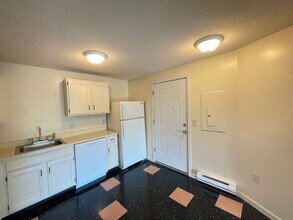 185 Loudon Rd in Concord, NH - Building Photo - Building Photo