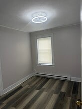 23 Everett Ave in Webster, MA - Building Photo - Building Photo