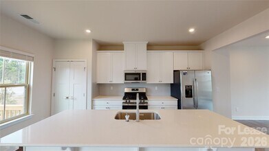 104 Helm Ln in Mooresville, NC - Building Photo - Building Photo