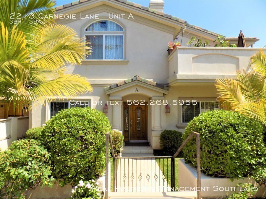 2213 Carnegie Ln-Unit -Unit A in Redondo Beach, CA - Building Photo