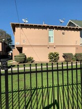 Dana Street Apartments in Los Angeles, CA - Foto de edificio - Building Photo