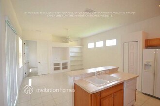 5407 Lexington Dr in Parrish, FL - Building Photo - Building Photo