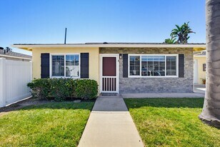 720 Williams Drive in Huntington Beach, CA - Building Photo