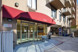 Park Lane Tower in Jamaica, NY - Building Photo - Building Photo