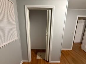 622 E Carpenter St in Iola, KS - Building Photo - Building Photo