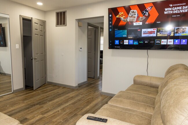 1420 Villa Ct in Middletown, OH - Building Photo - Building Photo