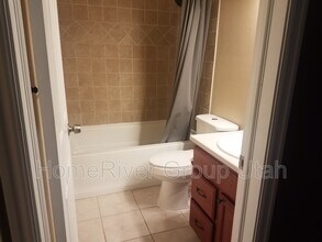 1447 Mayapple Way in West Valley City, UT - Building Photo - Building Photo