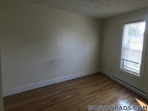 94 River St, Unit 3 in Cambridge, MA - Building Photo - Building Photo