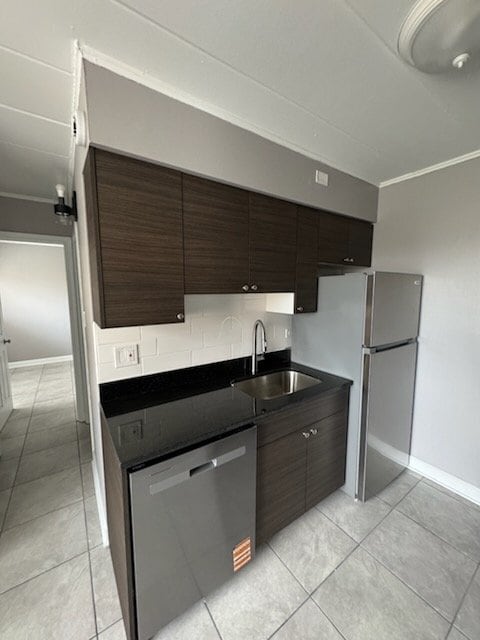 9660 Ivanhoe Ave, Unit 1 in Schiller Park, IL - Building Photo