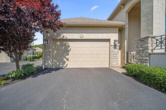 4939 Stonehaven Dr in Upper Arlington, OH - Building Photo - Building Photo