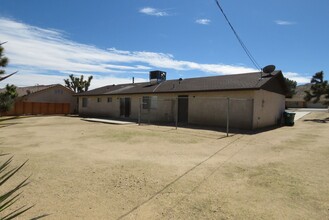 57856 Joshua Ln in Yucca Valley, CA - Building Photo - Building Photo