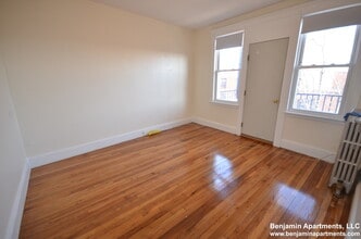 1626 Commonwealth Ave, Unit 30 in Boston, MA - Building Photo - Building Photo