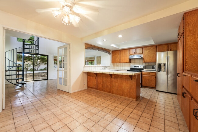 741 Danica Pl in Escondido, CA - Building Photo - Building Photo