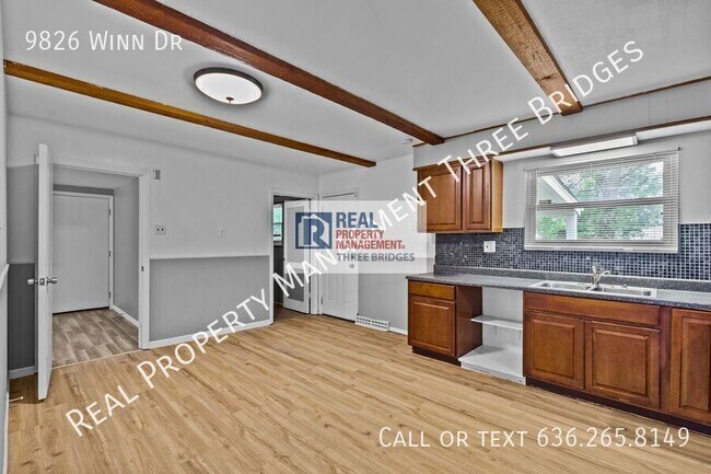 9826 Winn Dr in St. Louis, MO - Building Photo - Building Photo