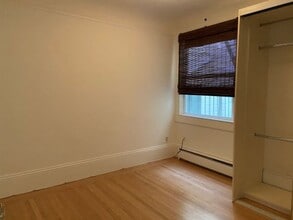 427-427a Filbert St in San Francisco, CA - Building Photo - Building Photo