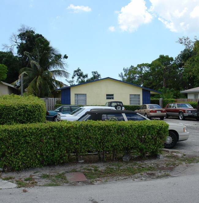 716 SW 16th Ave in Fort Lauderdale, FL - Building Photo - Building Photo