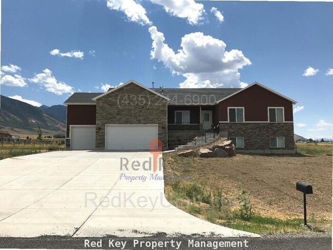 property at 1815 Spring Meadow Dr