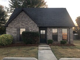 1684 Gun Club Rd in Tupelo, MS - Building Photo