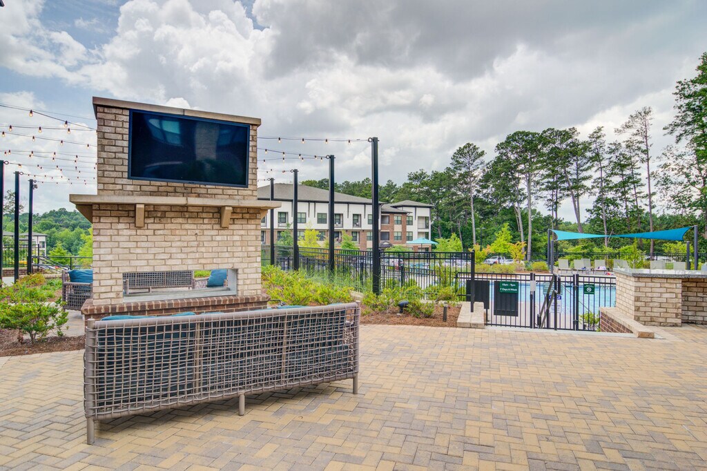 The Edison Sugarloaf Apartments in Lawrenceville, GA