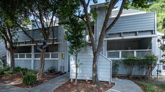 Unit in San Jose, CA - Building Photo
