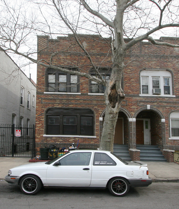 145 E 91st St in Brooklyn, NY - Foto de edificio