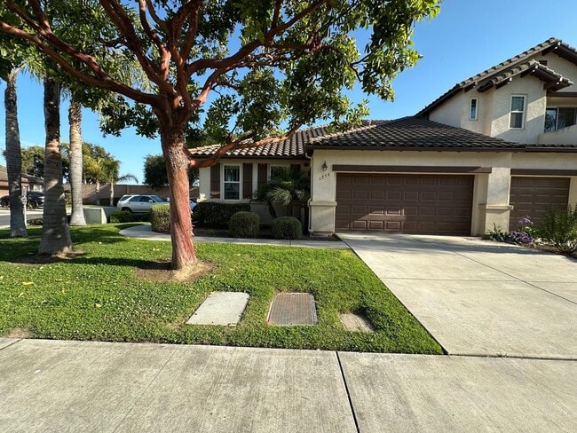 property at 1756 Bilbao Dr